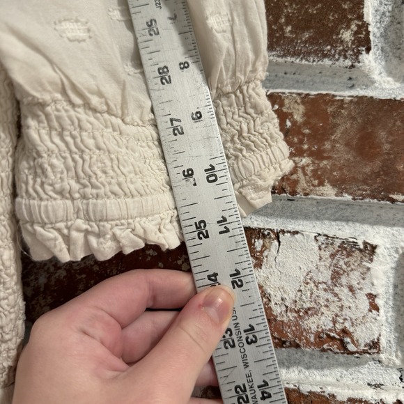 American Eagle Baby Doll Cream Smocked Eyelet Puff Sleeve Tiered‎ Mini Dress M - Picture 8 of 16